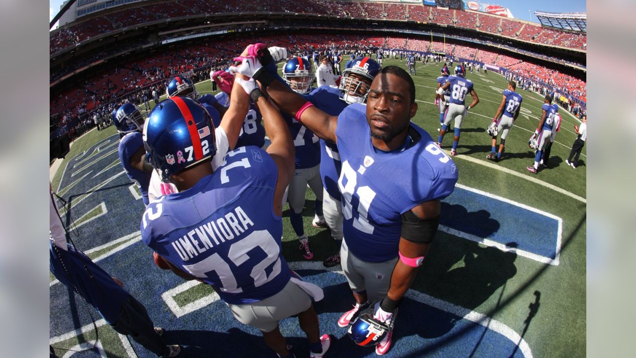 New York Giants on X: Tomorrow Osi Umenyiora will retire as a Giant and  address the media at 12:15 PM ET. More info:    / X