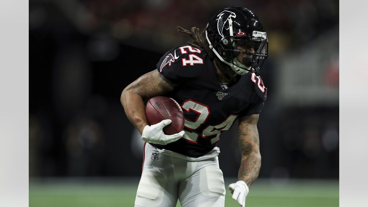 Report: Falcons releasing Freeman, Trufant, Sambrailo