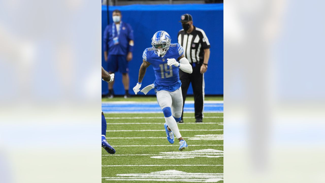 Detroit Lions wide receiver Kenny Golladay is seen on the field during  pregame of an NFL football game, Sunday, Oct. 27, 2019, in Detroit. (AP  Photo/Paul Sancya Stock Photo - Alamy