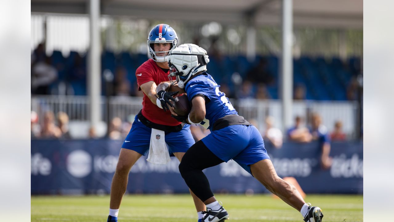 It seems the Giants have an early favorite to start at left guard next to  Andrew Thomas — but a rookie looms 