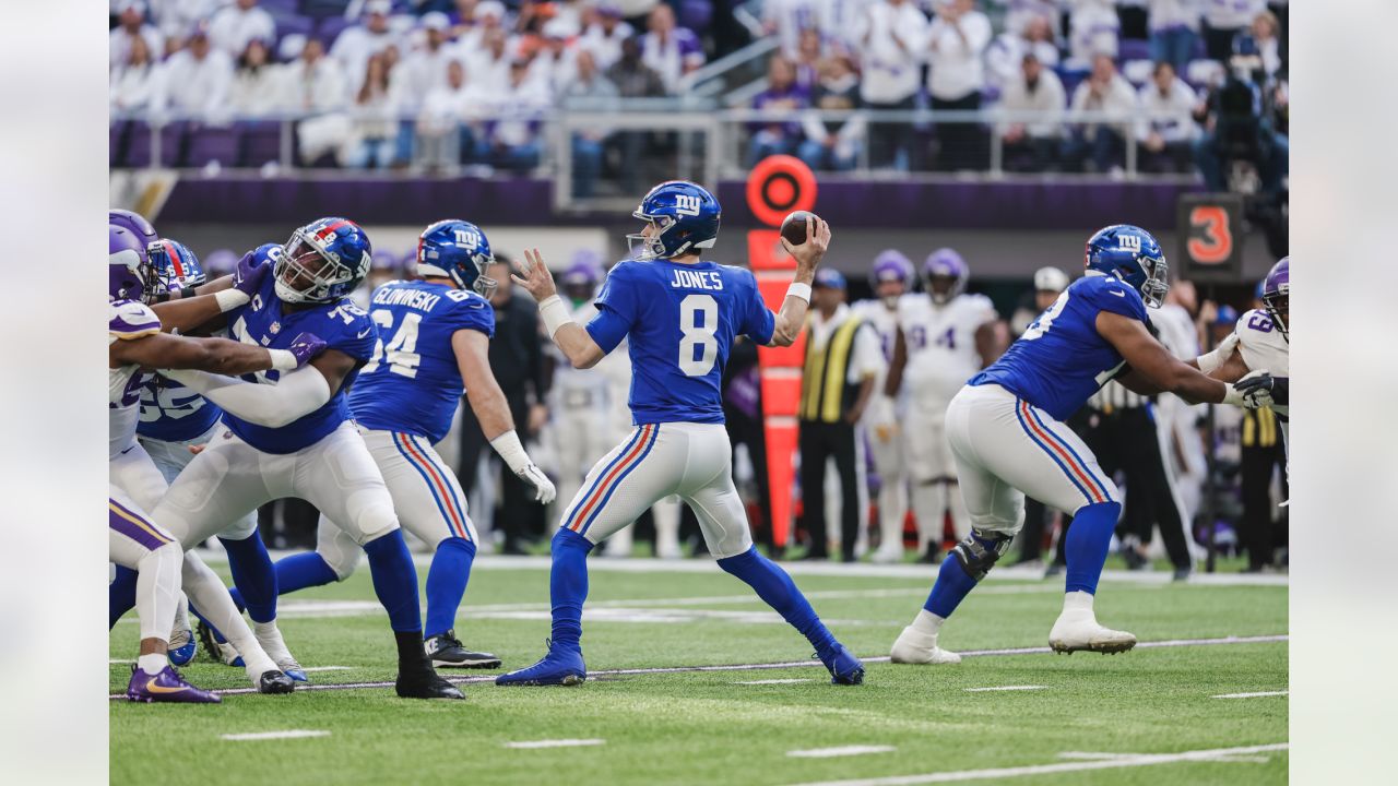 Game Notes: Win-and-in scenario for Giants