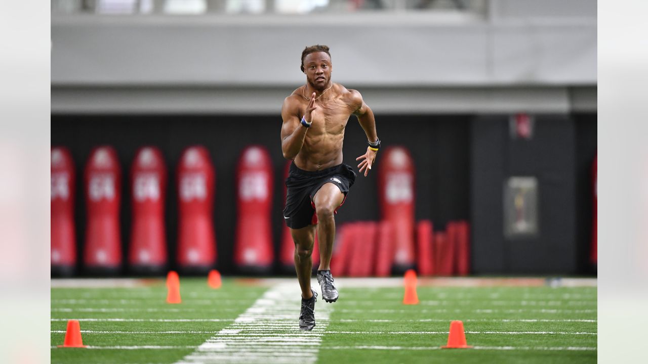 Watch: Eric Stokes runs 4.2 40-yard dash at combine