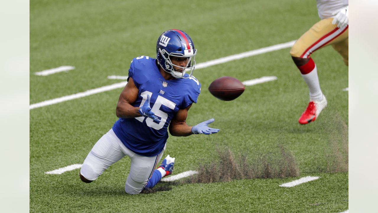 East Rutherford, New Jersey, USA. 18th Sep, 2017. Detroit Lions cornerback Darius  Slay (23) leaps for the ball prior to the NFL game between the Detroit Lions  and the New York Giants