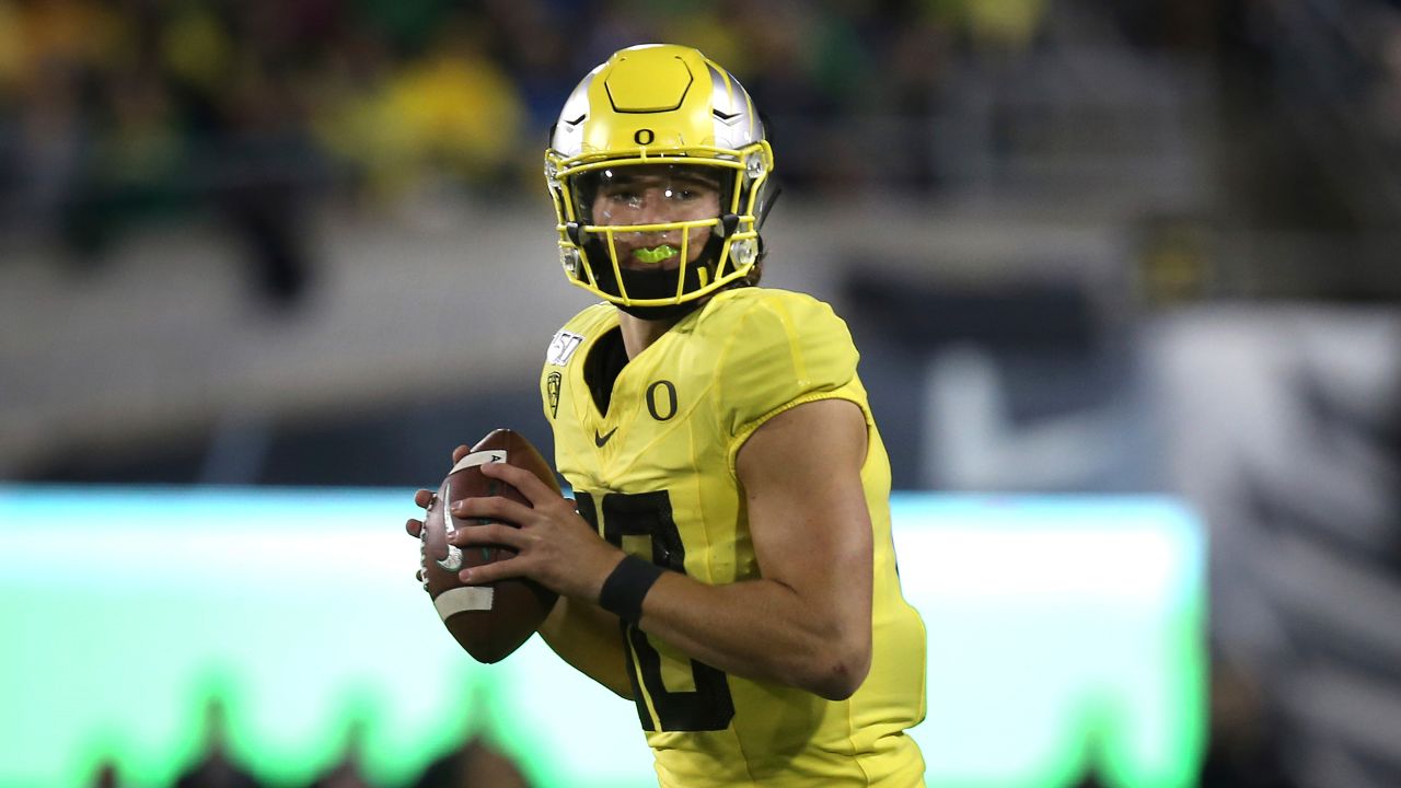 Oregon Ducks Justin Herbert Draft Profile: Justin Herbert has 'some special  physical tools'