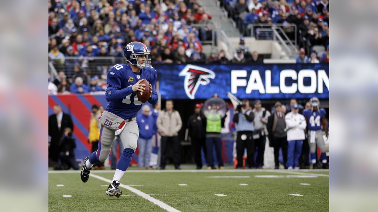 Atlanta Falcons Matt Ryan throws a pass in the first quarter against the  New York Giants in the NFC Wild Card Game at MetLife Stadium in East  Rutherford, New Jersey on January