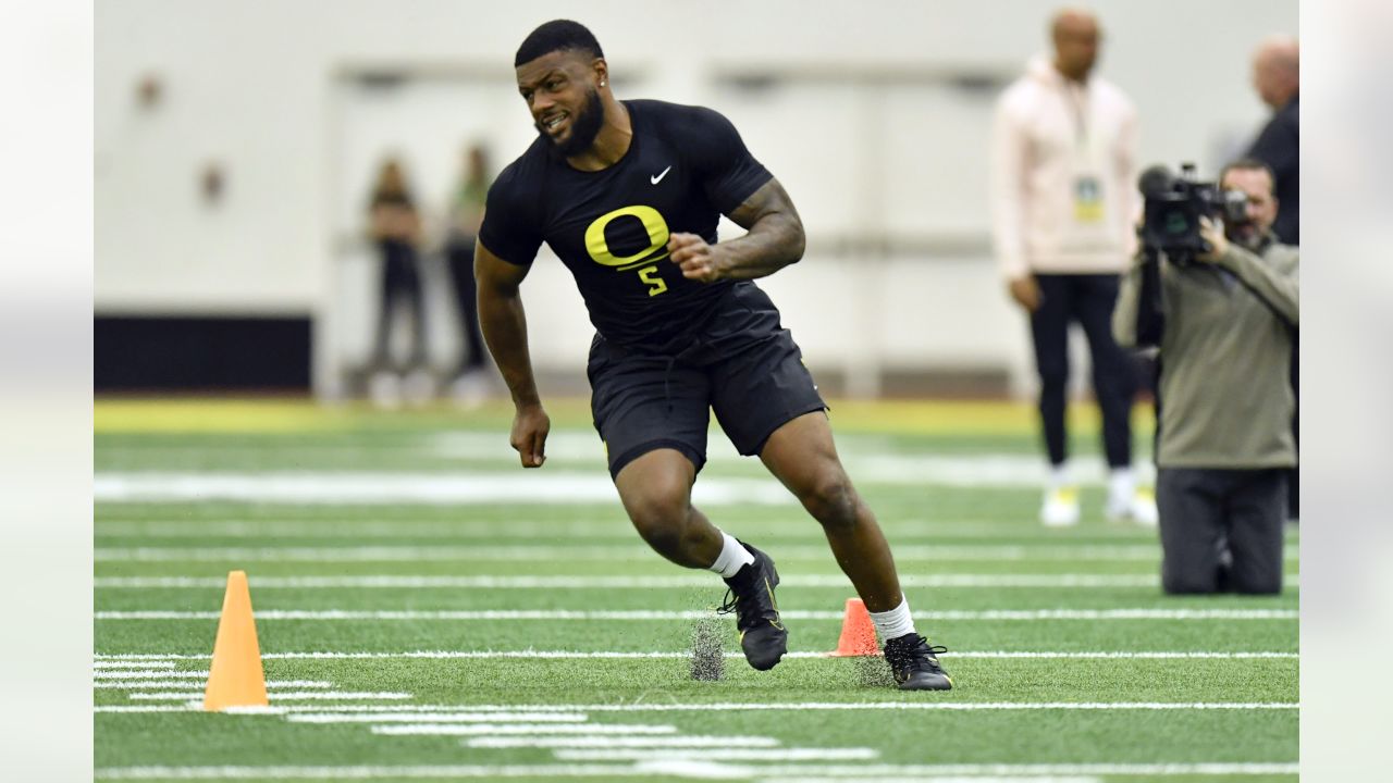 Kayvon Thibodeaux Scouting Report: 2022 NFL Draft, EDGE, Oregon - The  Falcoholic