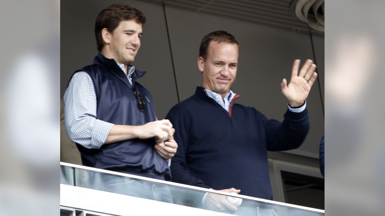 Peyton, Eli Manning To Coach AFC, NFC In 2023 Pro Bowl Games - BVM Sports