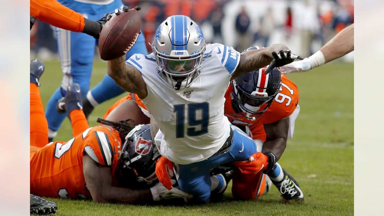 Detroit Lions wide receiver Calvin Johnson (81) is seen during warm ups  prior to an NFL football game against the Philadelphia Eagles at Ford Field  in Detroit, Thursday, Nov. 26, 2015. (AP