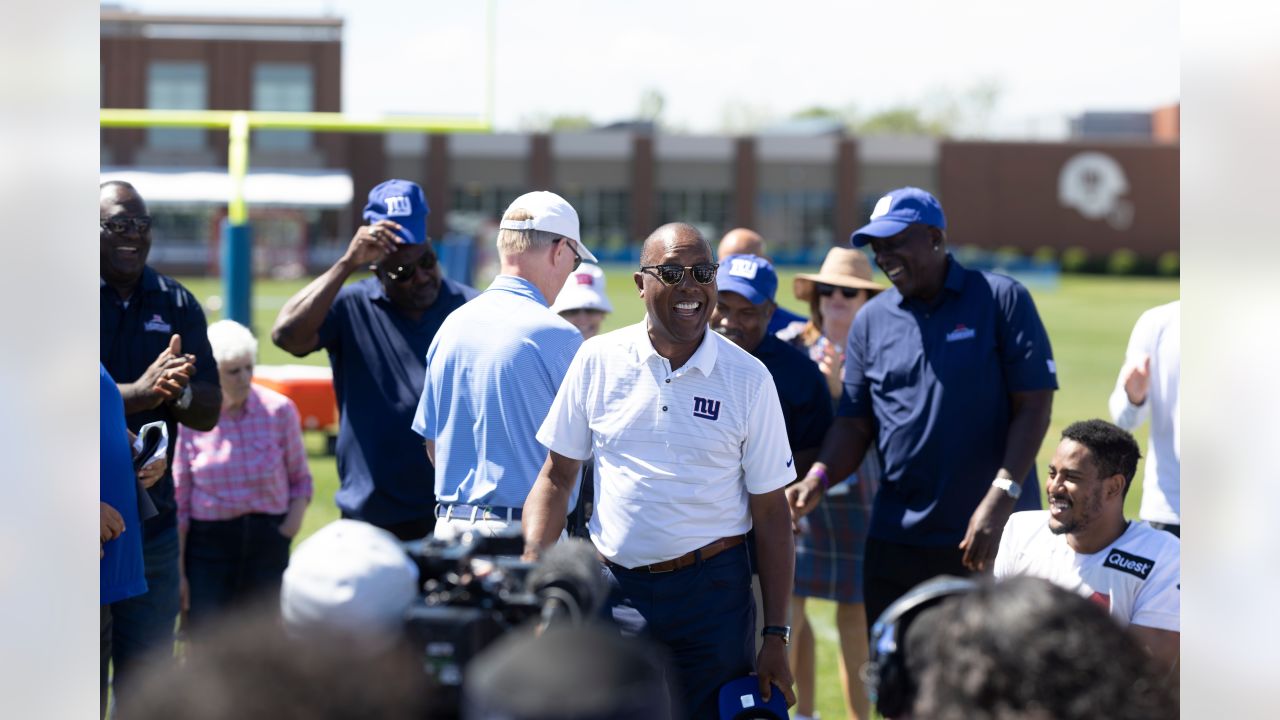 Giants honor practice players by allowing them to honor former Big