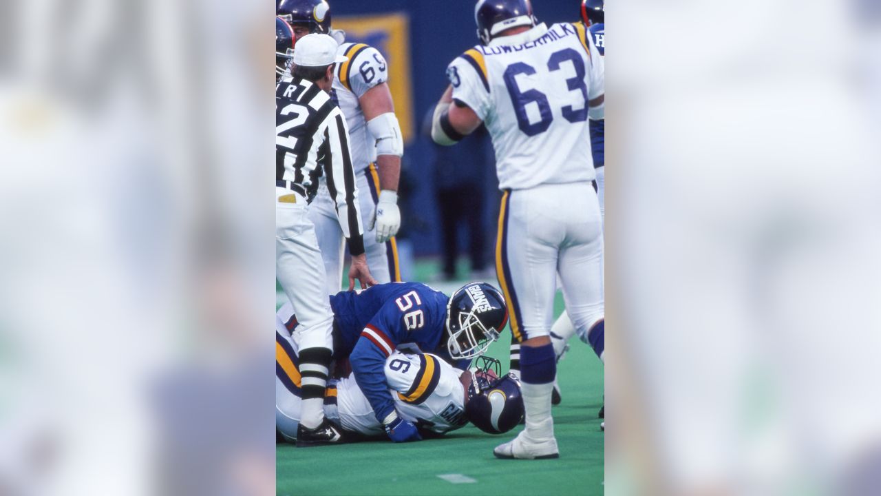 Lawrence Taylor's INCREDIBLE Thanksgiving Game vs. Lions (1982