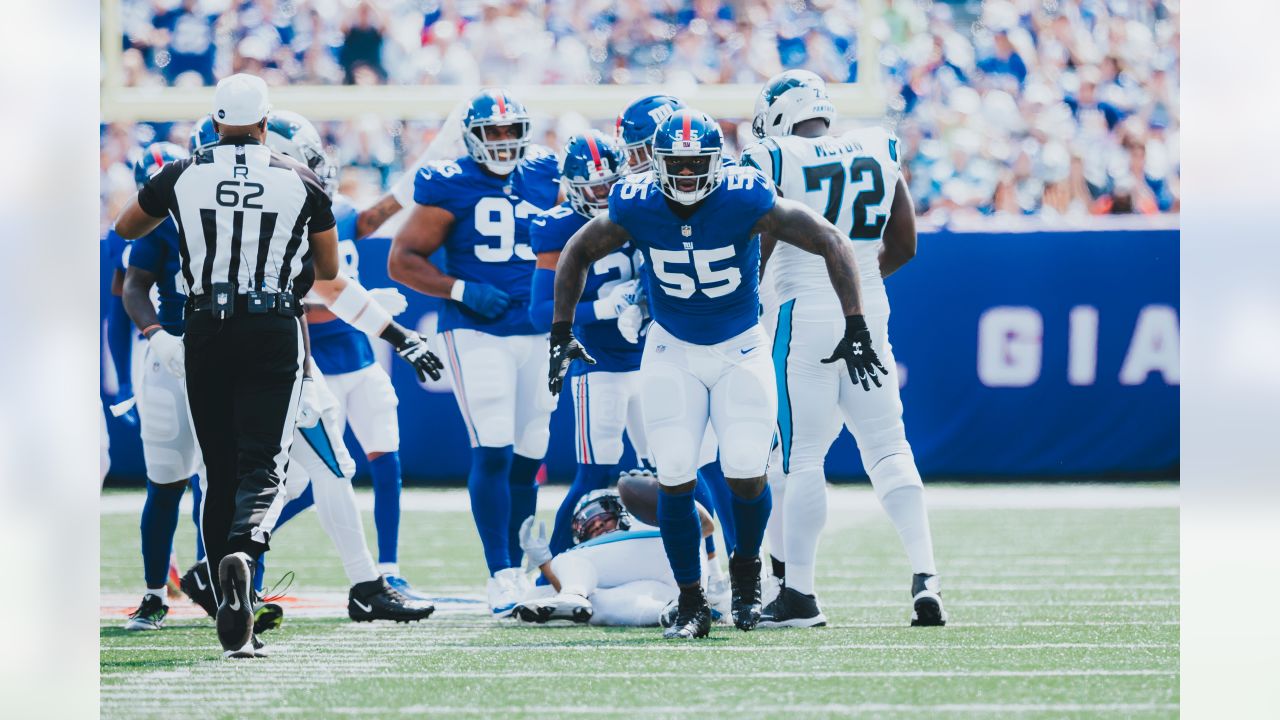 New York Giants linebacker Jihad Ward (55) stands on the sideline