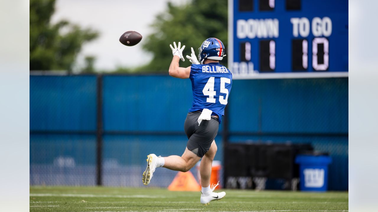 New York Giants' Wan'Dale Robinson participates in a practice at the NFL  football team's training facility in East Rutherford, N.J., Thursday, May  26, 2022. (AP Photo/Seth Wenig Stock Photo - Alamy