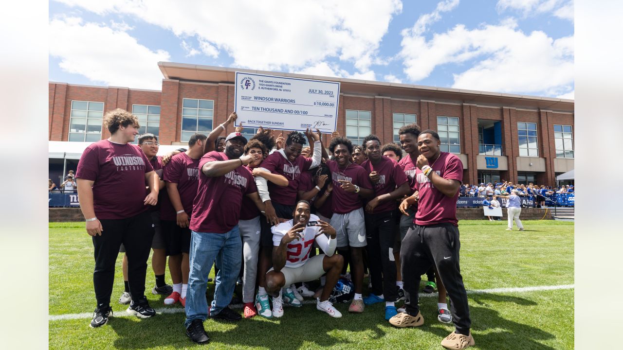 New York Giants safety Jason Pinnock reacts to old Windsor High School  highlights