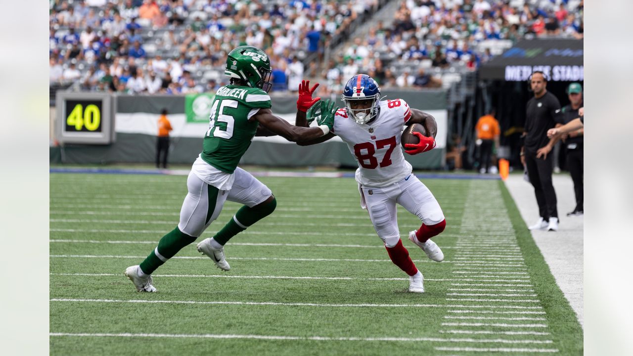 New York Giants wide receiver Jaylon Moore (87) in action against