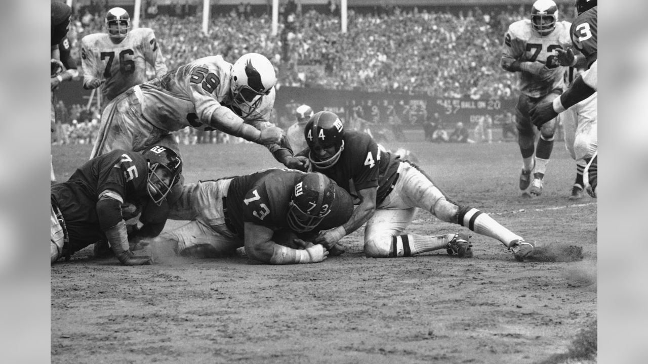 A BLACK AND WHITE LOOK AT EAGLES VS. THE GIANTS!