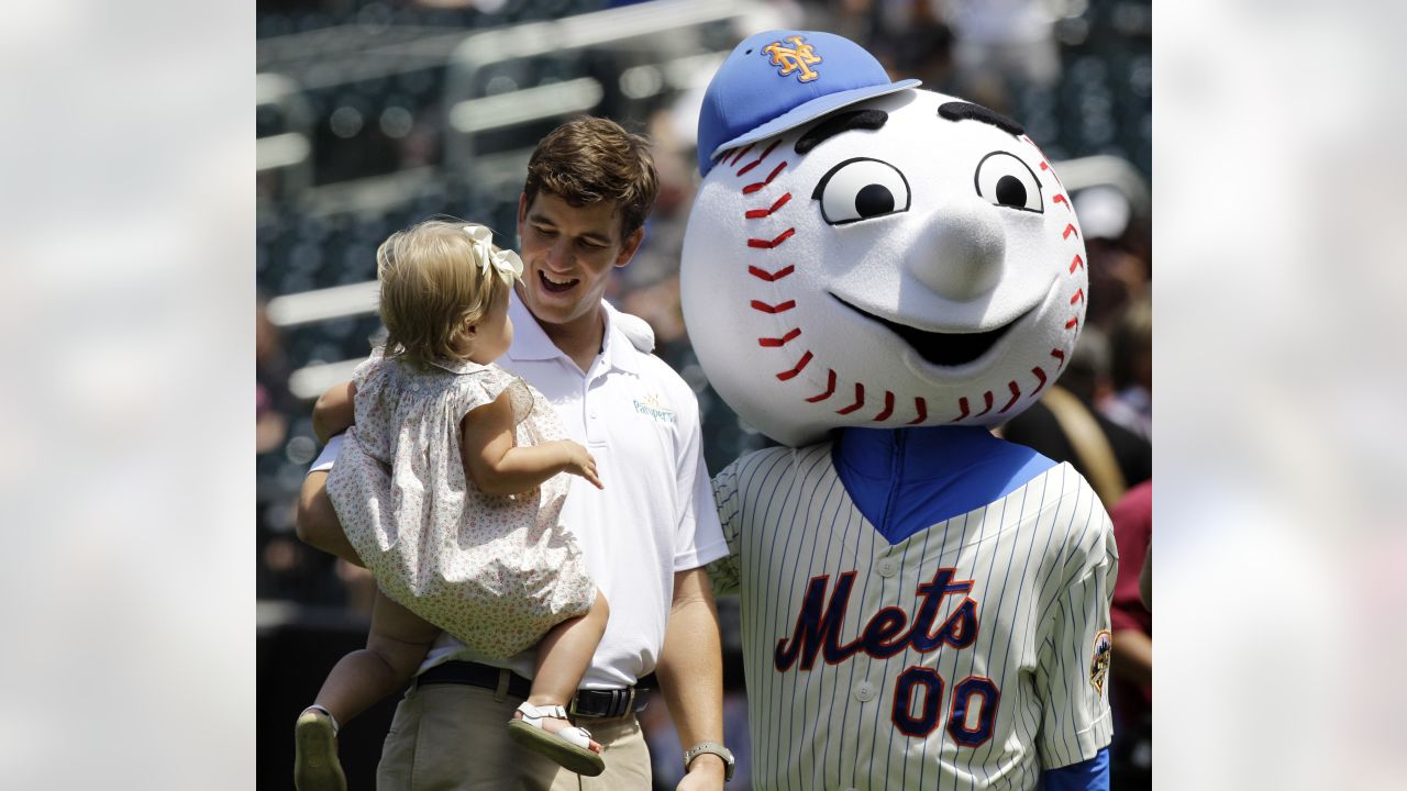 We're back! The @Mets Team Store is now open on non-gamedays