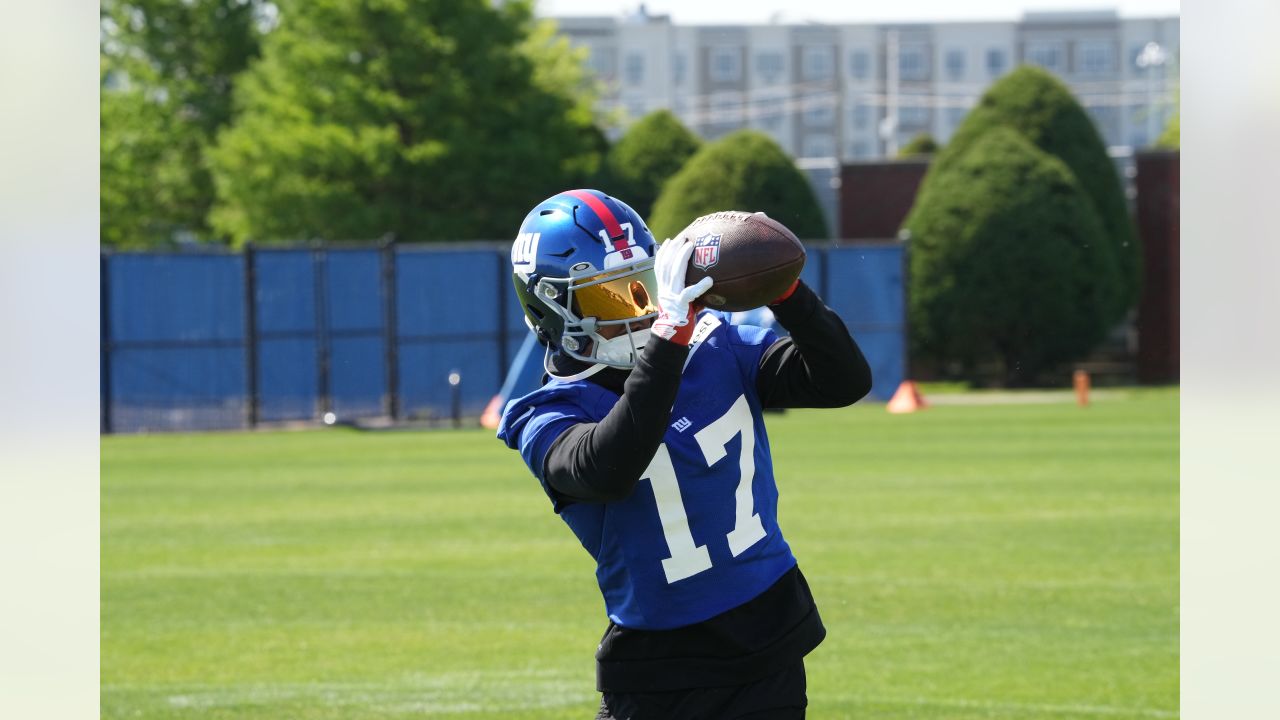 Giants OTA takeaways: Darren Waller's potential impact, and other things we  learned on Thursday - Big Blue View