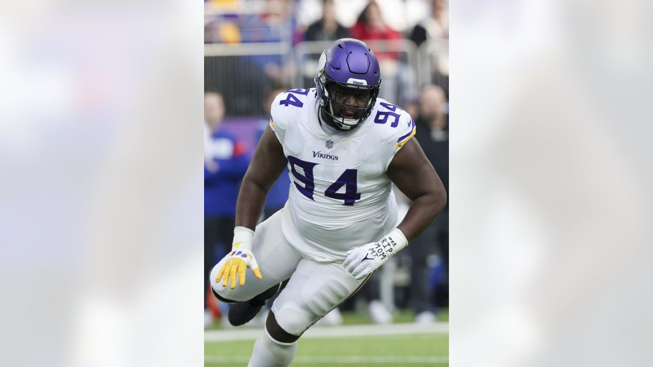 Browns, Ex-Vikings DT Dalvin Tomlinson Reportedly Agree to Four