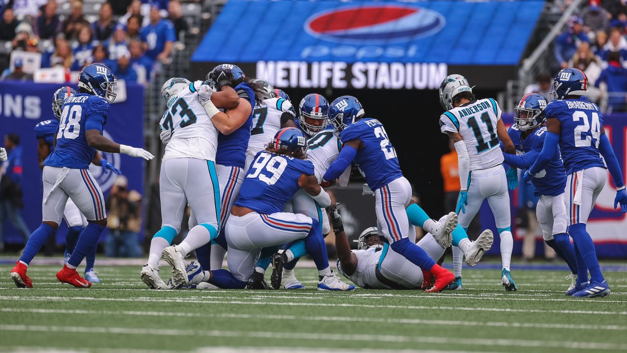 Panthers-Giants inactives: Shaq Thompson, Terrace Marshall Jr., Cameron  Erving out