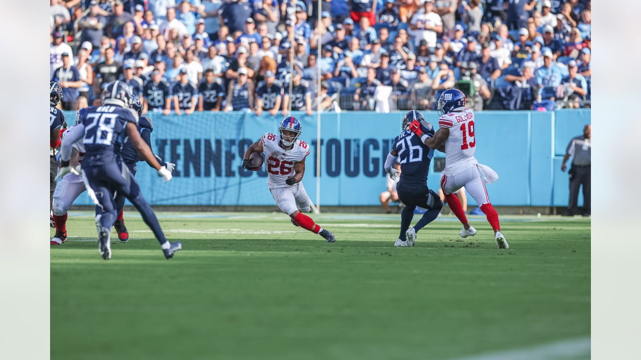 Saquon Barkley delivers as Giants upset Titans in opener with big