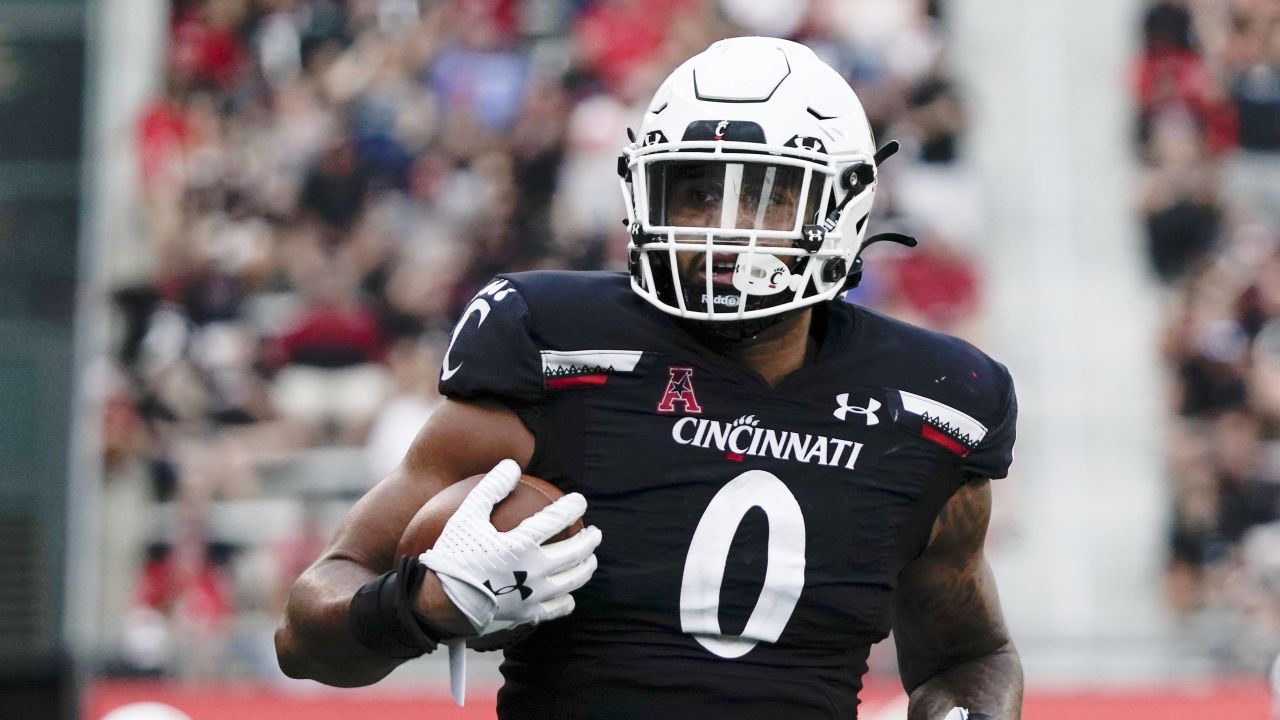 2022 NFL Draft Player Profiles: Cincinnati LB Darrian Beavers - Steelers  Depot