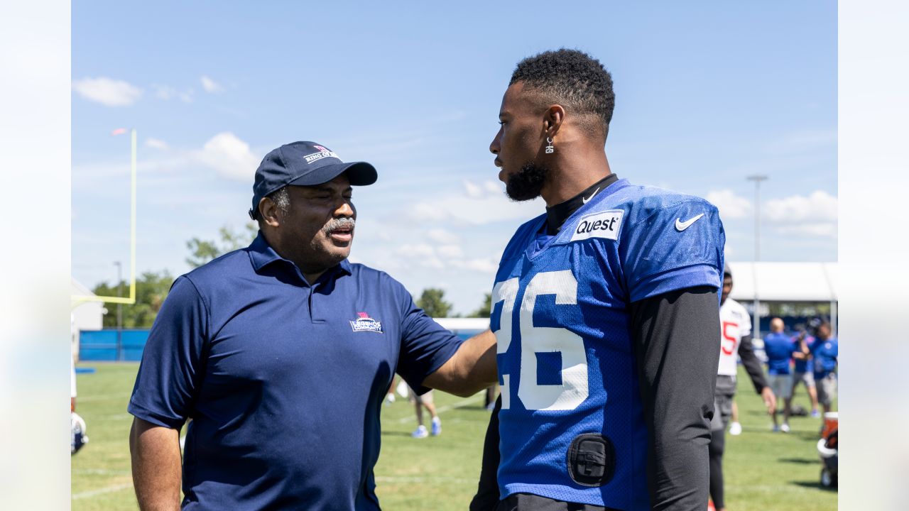 See it: Giants players wearing Ring of Honor jerseys in practice