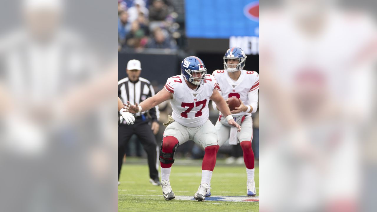 New York Giants defensive end Leonard Williams (99) reacts against the  Carolina Panthers during an NFL football game, Sunday, Oct. 24, 2021, in  East Rutherford, N.J. (AP Photo/Adam Hunger Stock Photo - Alamy