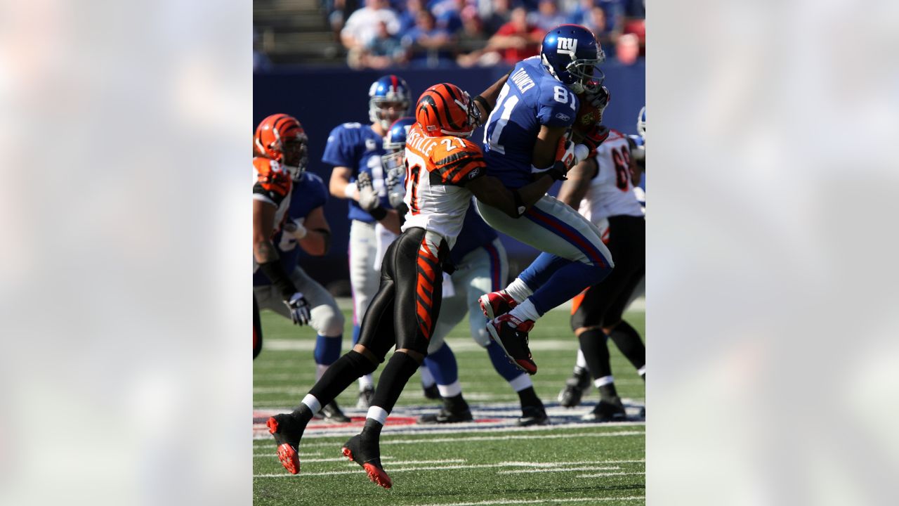 New York Giants tackle Eric Smith during an NFL preseason football game  against the Cincinnati Bengals, Sunday, Aug. 21, 2022 in East Rutherford,  N.J. The Giants won 25-22. (AP Photo/Vera Nieuwenhuis Stock