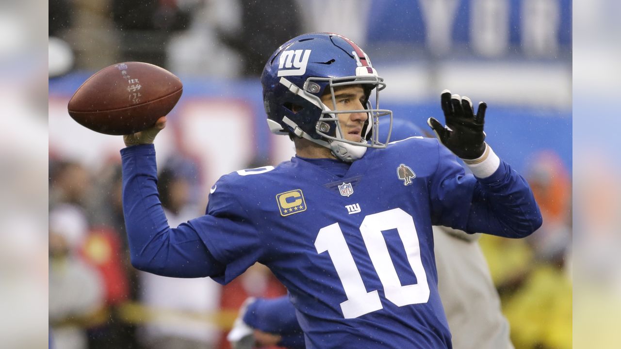 Giants vs. Titans halftime score: Giants trail 7-0 on a sloppy afternoon -  Big Blue View