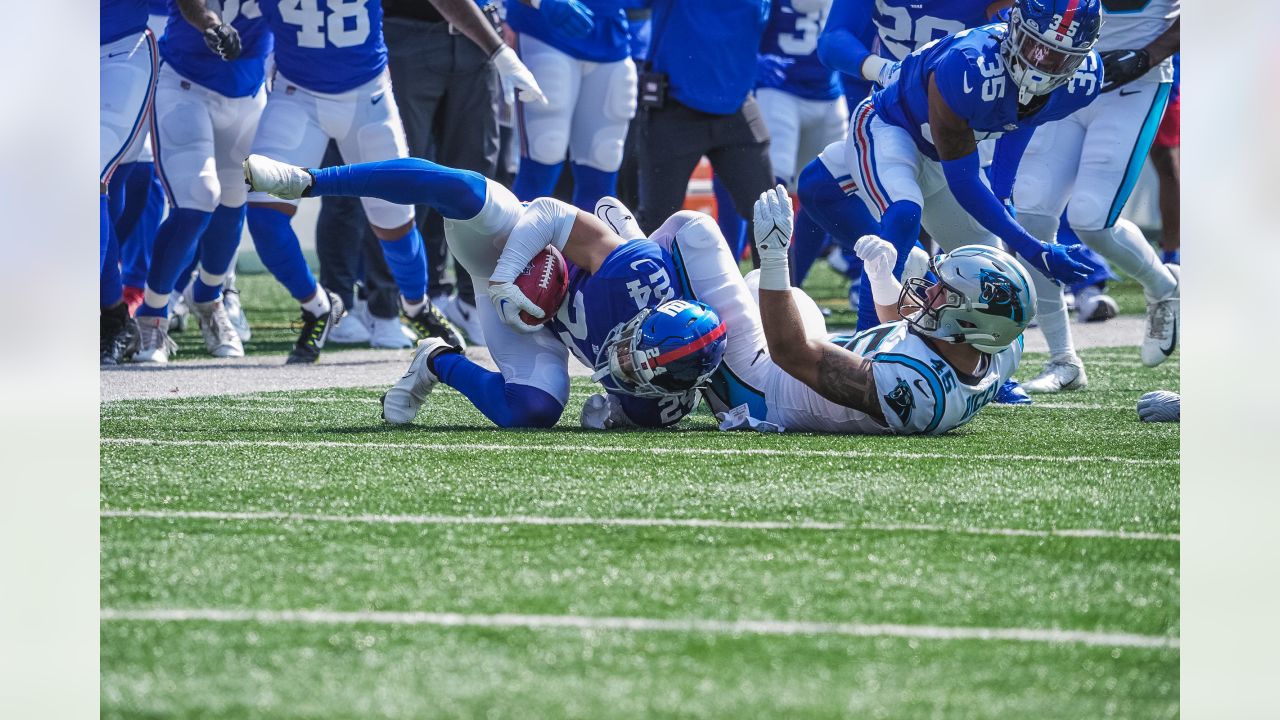 Giants 2-0 for first time in 6 years, beat Panthers 19-16