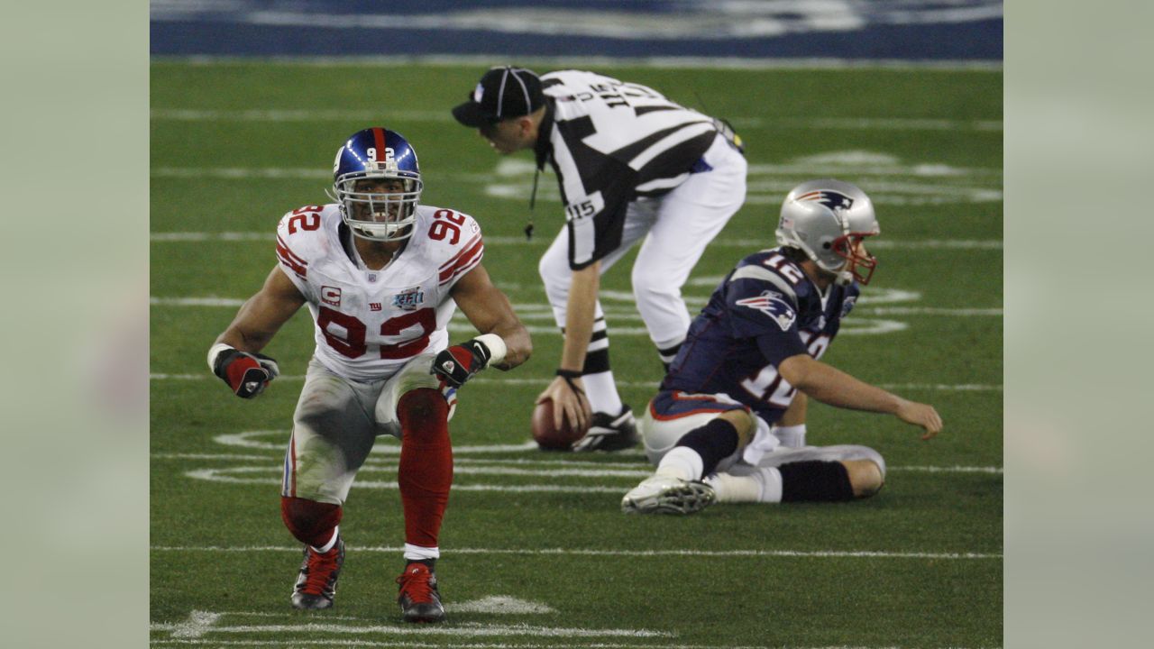 Giants retire Michael Strahan's No. 92 in halftime ceremony