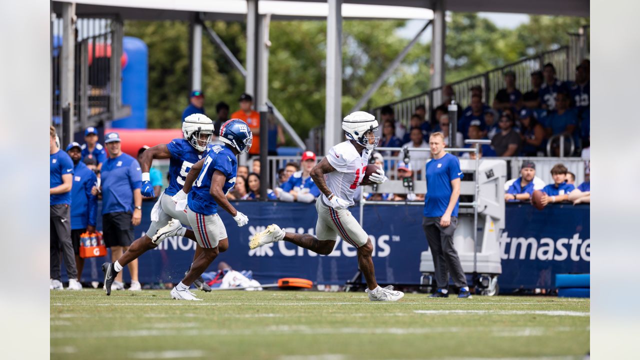 Giants experimenting with Adoree' Jackson at slot corner as two rookies  excel on outside – Trentonian