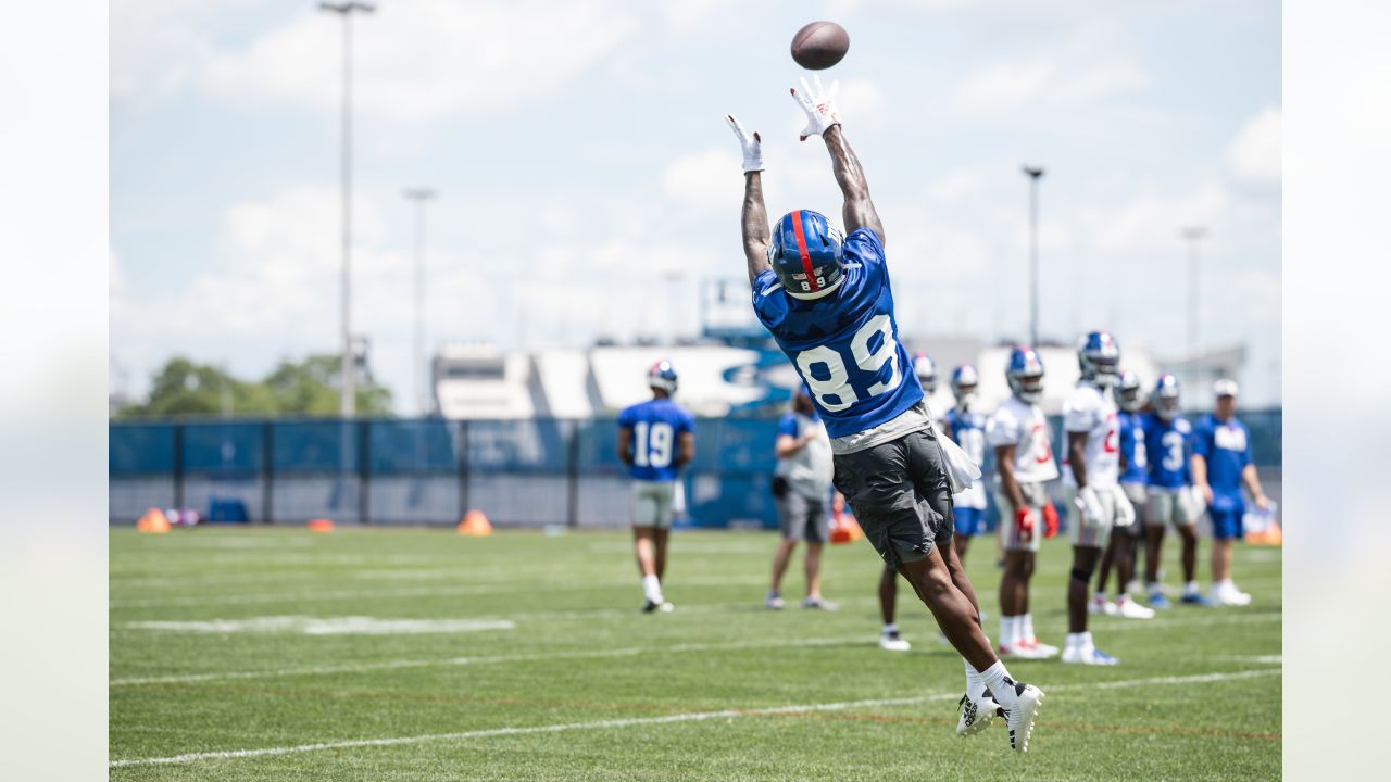 Giants WR Kadarius Toney underwent minor knee procedure: sources