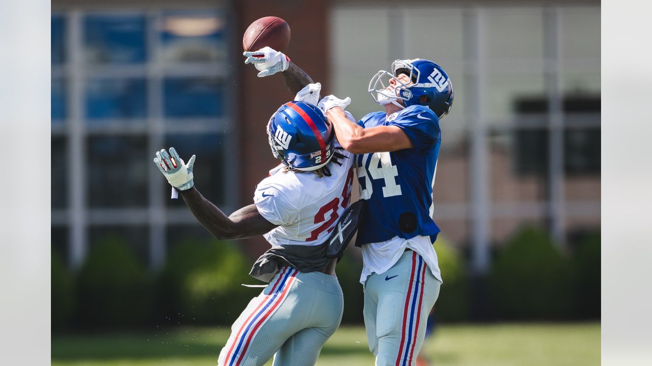 Former UCLA CB Darnay Holmes standing out early in Giants training