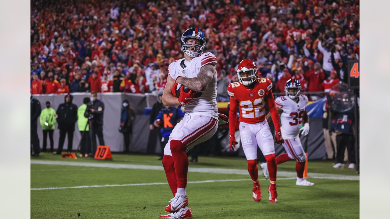 Kansas City Chiefs linebacker Willie Gay celebrates with fans after win  against the Jacksonville Jaguars during an NFL Divisional Playoff football  game Saturday, Jan. 21, 2023, in Kansas City, Mo. (AP Photo/Ed