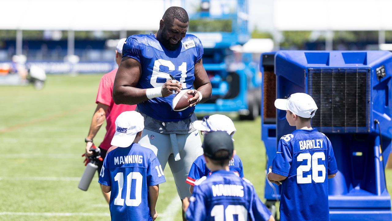 Mentored by Osi Umenyiora, Nigerian OT Roy Mbaeteka signs with Giants