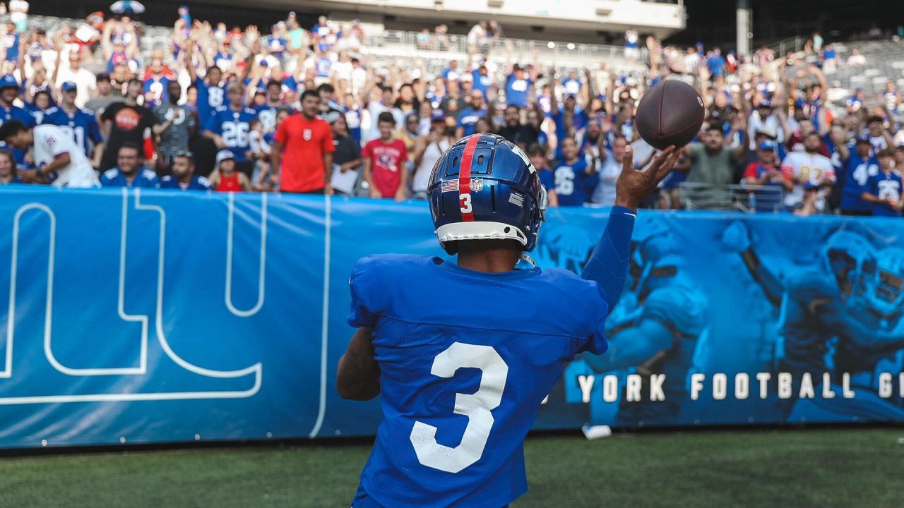 Giants announce Open Camp dates and Fan Fest Movie Night - Big