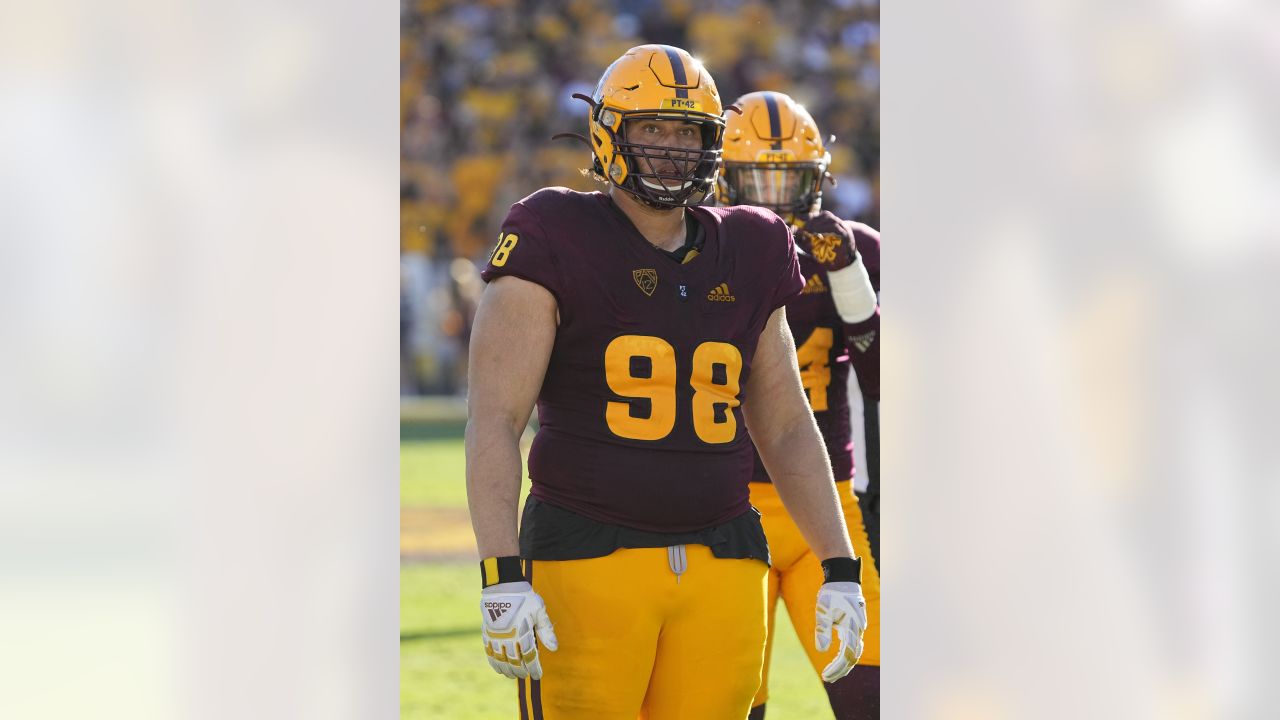 Micah McFadden selected in fifth round of 2022 NFL Draft - TheHoosier