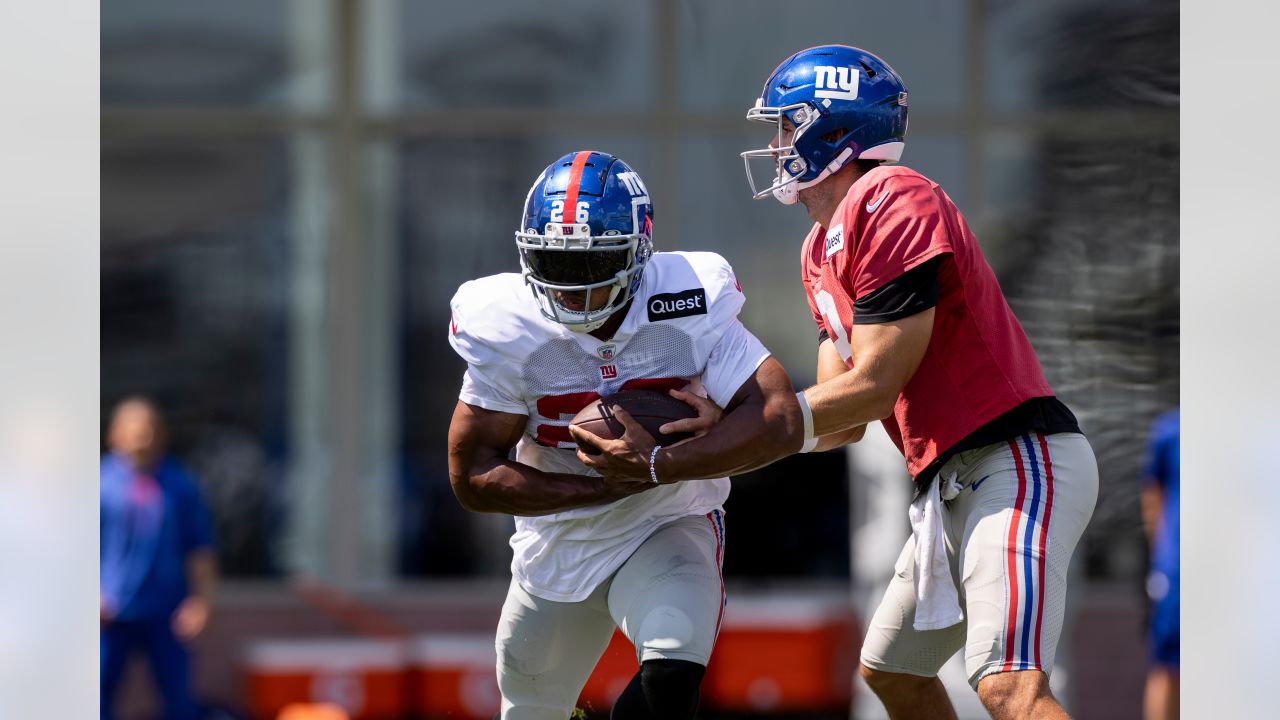 Giants' WR Collin Johnson (Achilles) placed on injured reserve, WR Sterling  Shepard back at practice