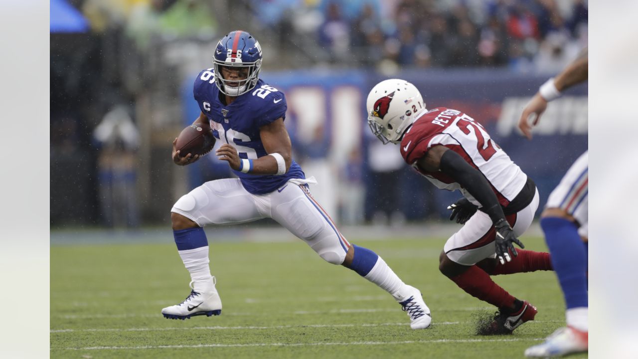 New York Giants - Saquon rockin' the vintage Phil Simms shirt