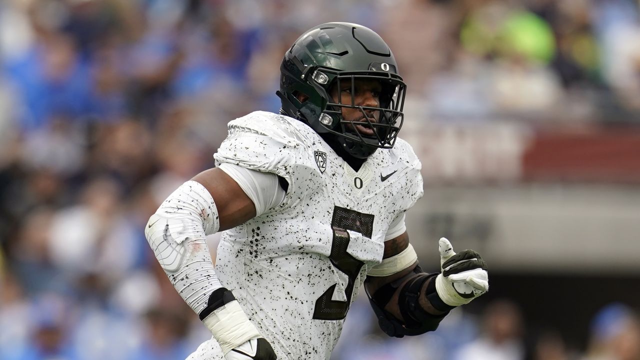 Oregon's Kayvon Thibodeaux joins a fellow Duck in latest mock draft