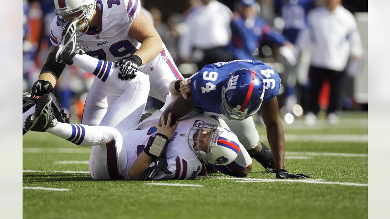 Buffalo Bills Terrell Owens puts his arm on the back of quarterback Ryan  Fitzpatrick in the third quarter against the New York Jets in week 6 of the  NFL season at Giants