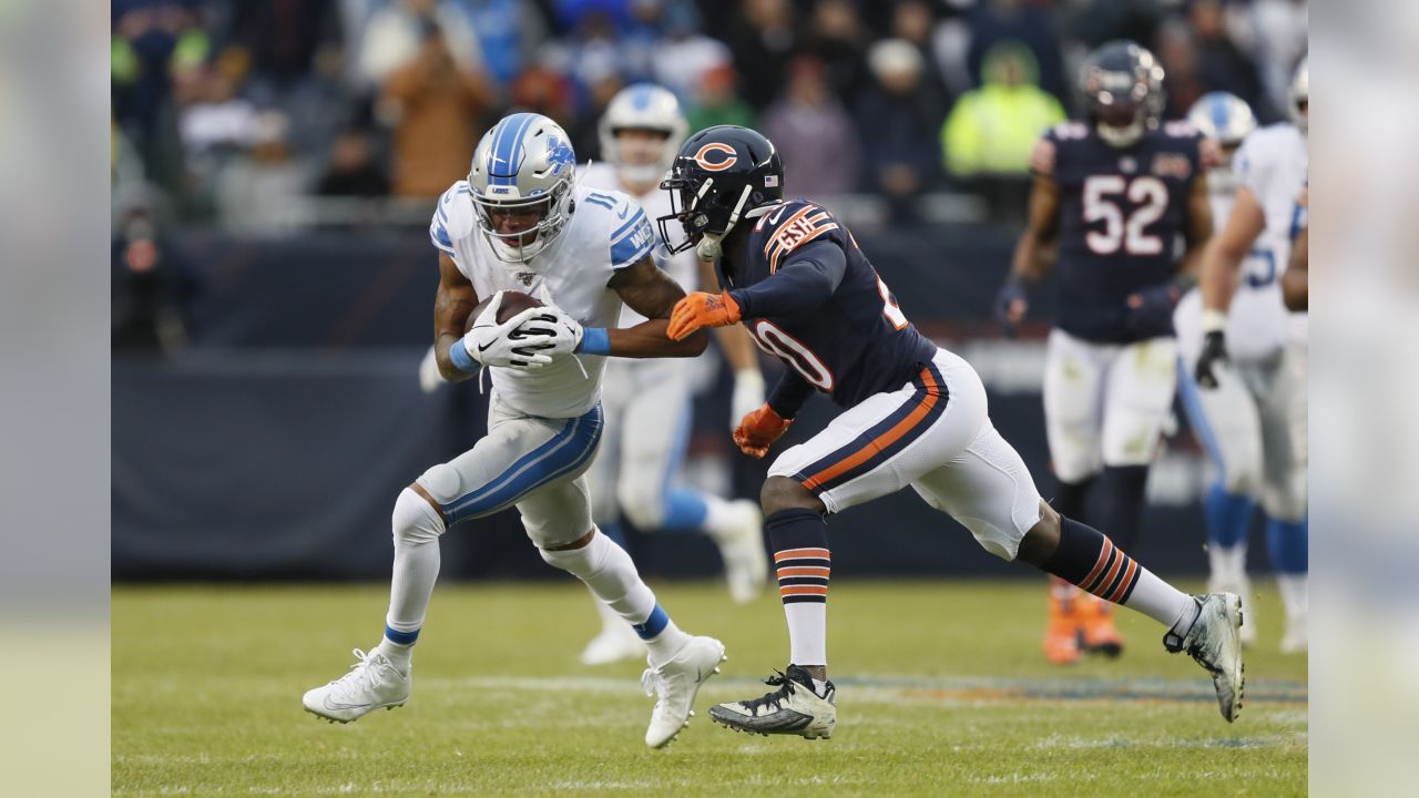 Detroit Lions wide receiver Roy Williams strikes a pose in the end zone  after scoring on a 21-yard touchdown reception against the Arizona  Cardinals in the second quarter in Detroit on Sunday