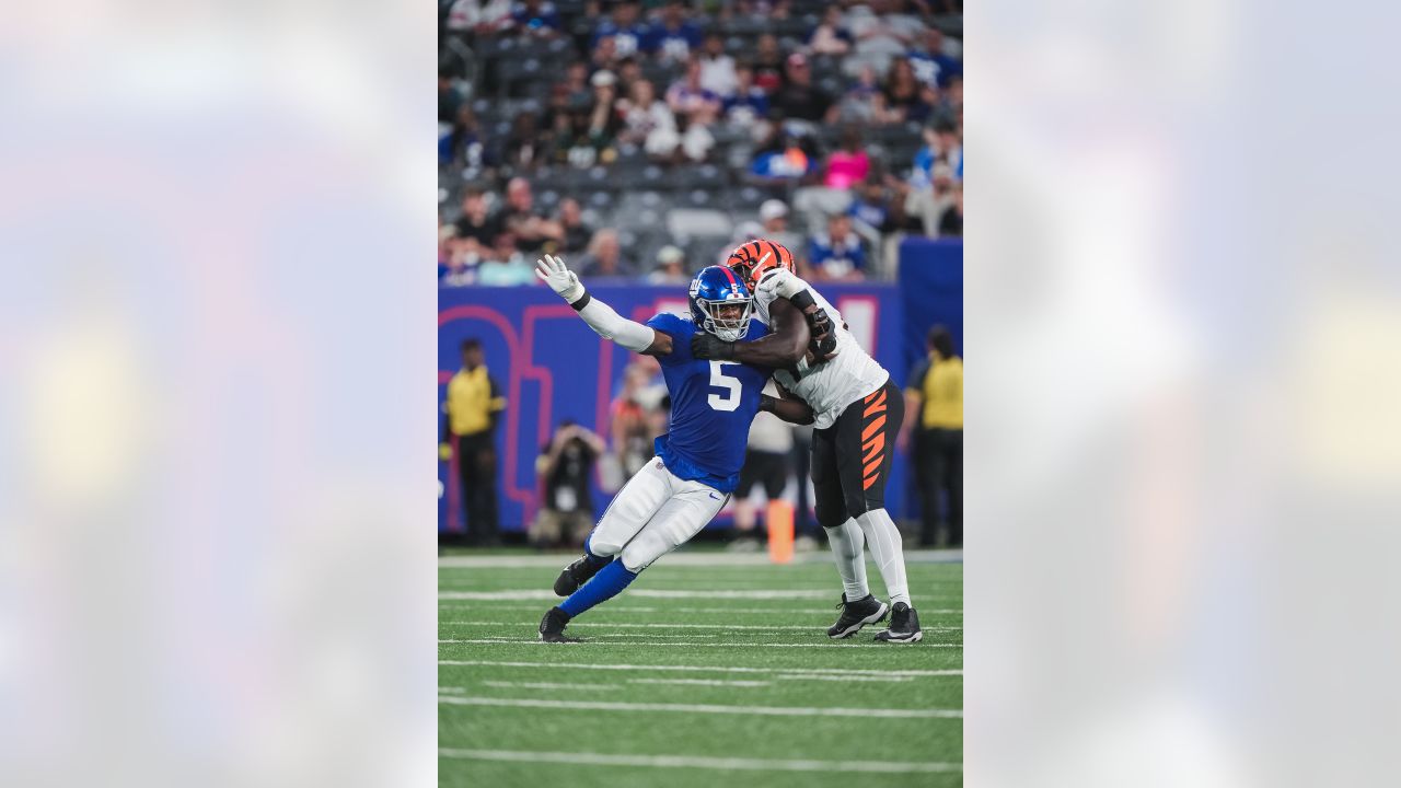 Giants rookie DL Kayvon Thibodeaux suffers knee injury, to undergo tests  Monday