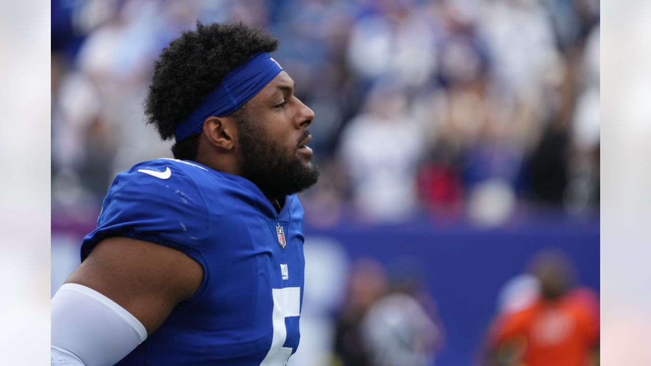 Giants DE Kayvon Thibodeaux surprises mom with new house: 'It's a