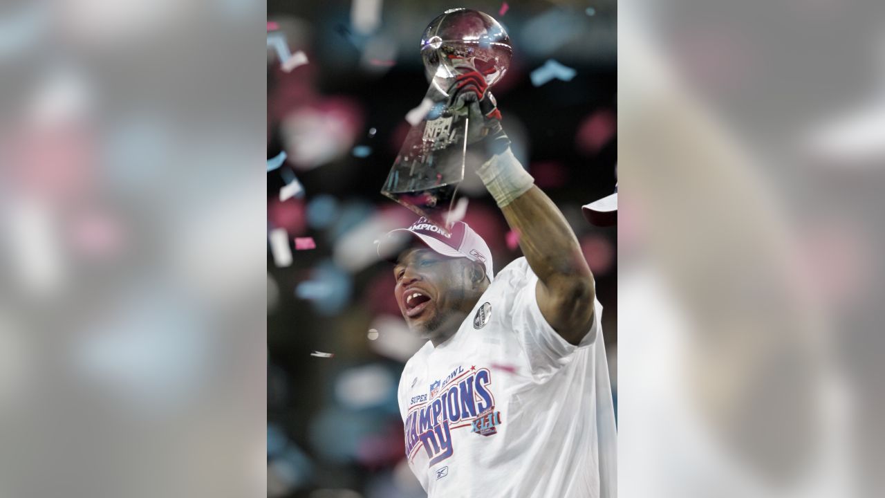 Osi Umenyiora reminisces about defense's performance in Super Bowl XLII