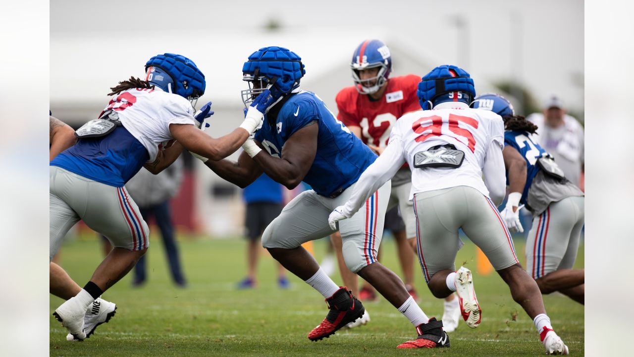 Giants sign Nigerian native and football newcomer Roy Mbaeteka - NBC Sports