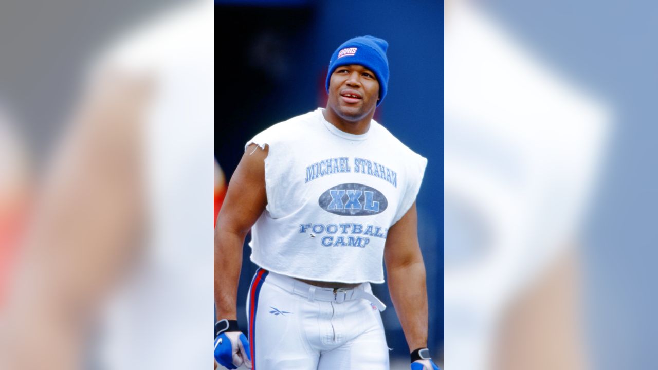 Michael Strahan says jersey being auctioned is fake: report