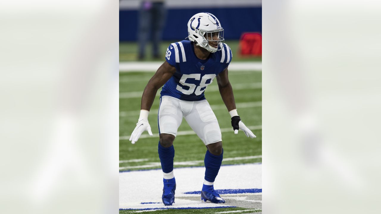 Indianapolis Colts linebacker Bobby Okereke (58) lines up on