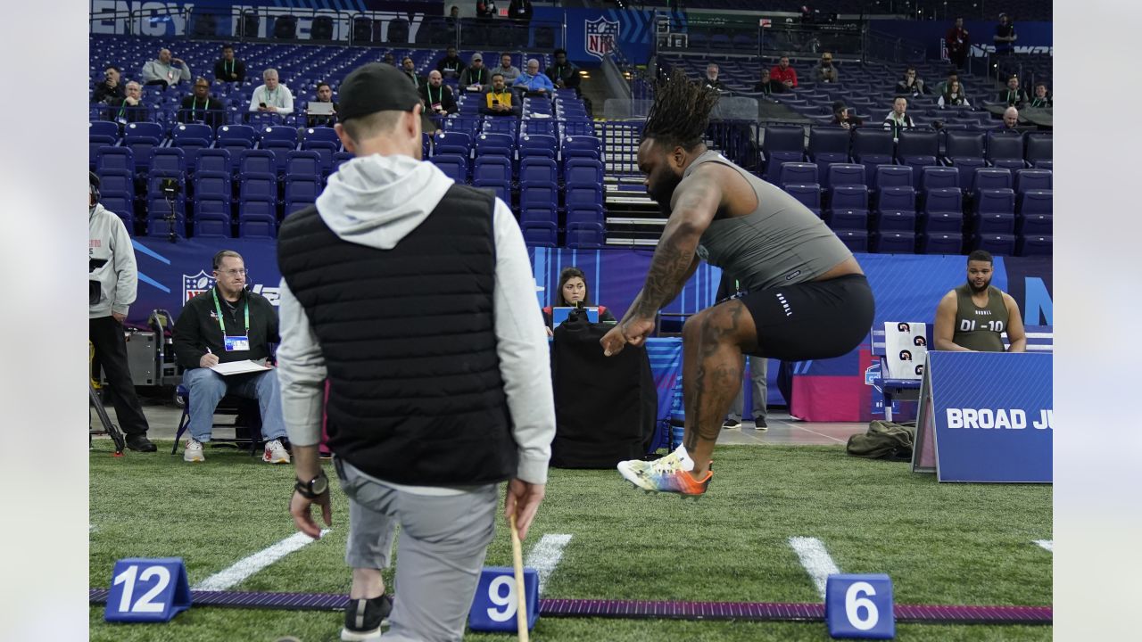 NFL Scouting Combine Records by Drill (40-yard dash, bench press, vertical)  